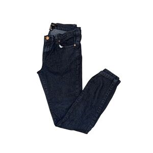 Forever 21 Woman’s Jeggings (???)